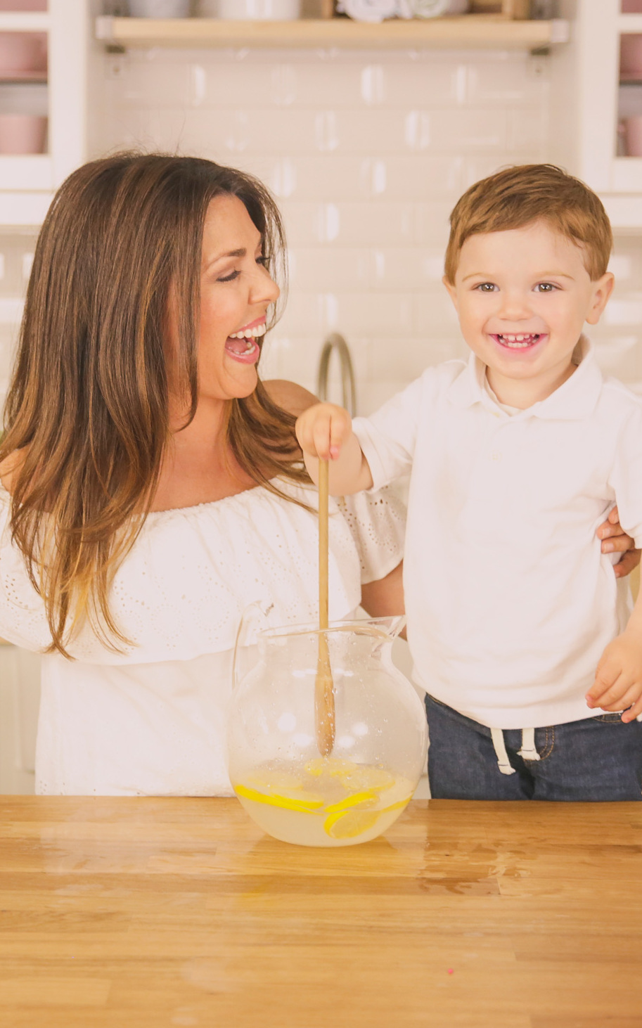 Meet Elisa | Elisa DiStefano | TV Host - Mom - Entrepreneur